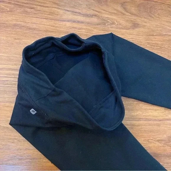 Fabletics Black Crop leggings - Picture 3 of 5